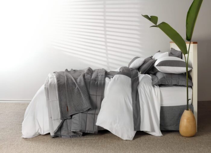 COLCHA - KING - ARTELASSE - 300 FIOS - MISTRAL - OFF WHITE/KAKI AREIA - Imagem 2